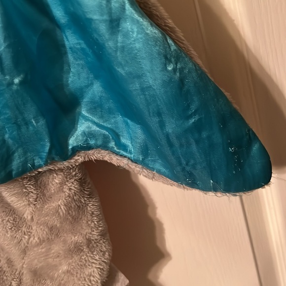 Shark attack blanket - Picture 5 of 8